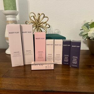 Mary Kay TimeWise Lot New in Box